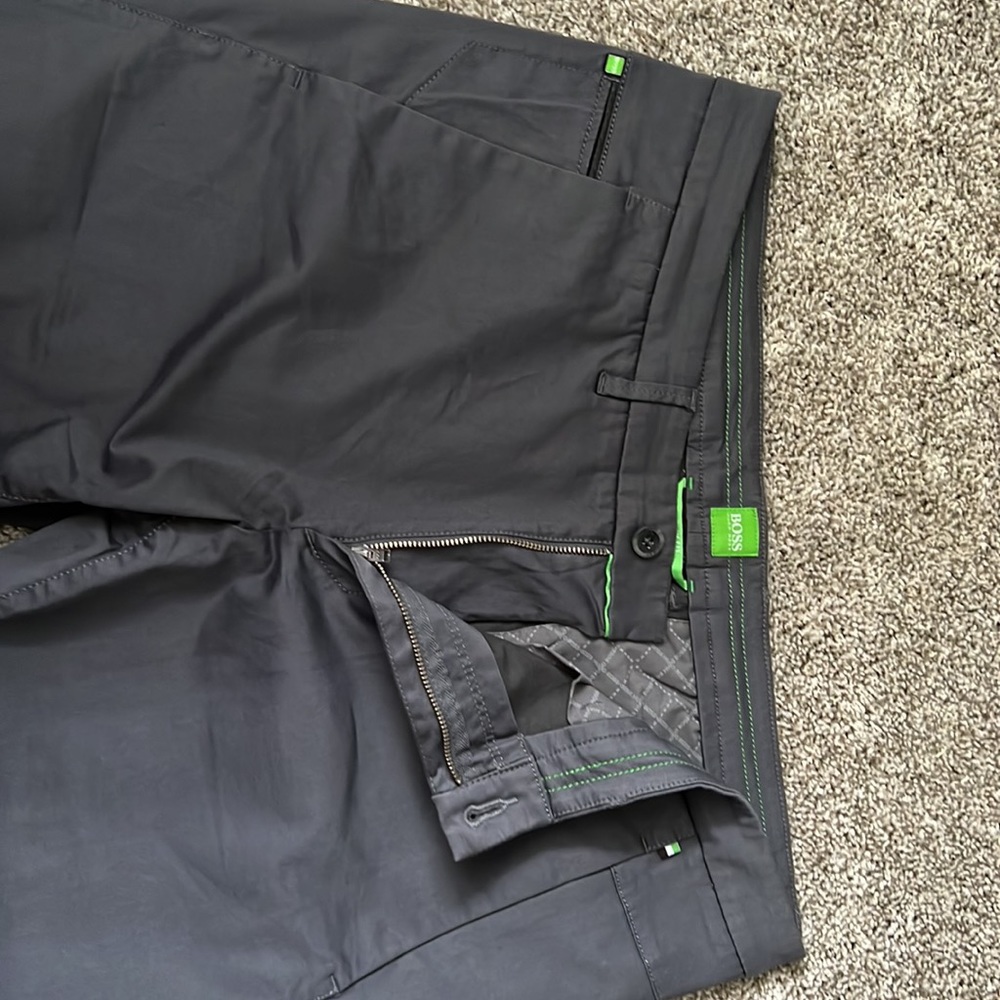 Hugo Boss - Picture 3 of 7